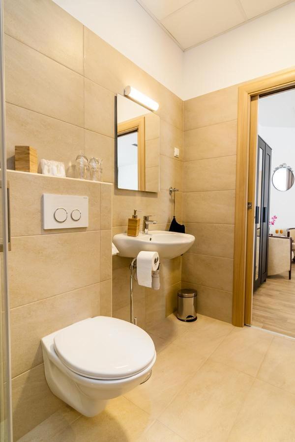 Via Domus Hotel Split Bagian luar foto